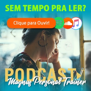 Mulher ouvindo o podcast do Magnus Personal Trainer