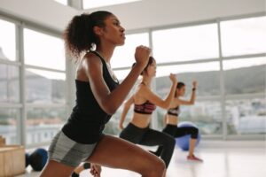 Exercícios que ajudam a reduzir o inchaço e retenção de líquido