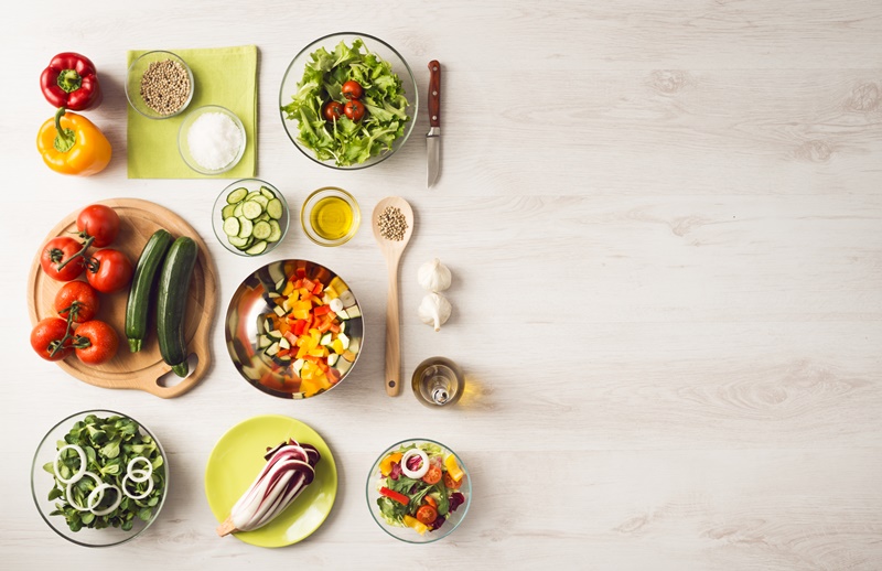 Alimentação saudável e preparação de alimentos em casa